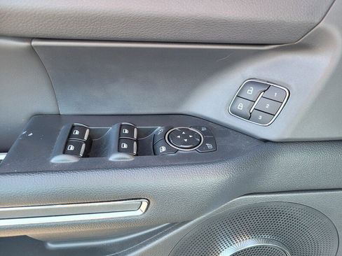 Used 2024 Ford Expedition Limited image 48