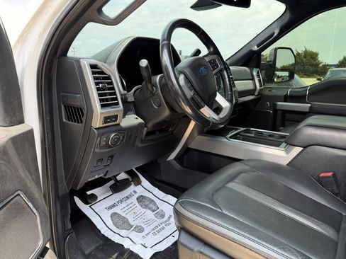 Used 2019 Ford F450 Platinum w/ Platinum Ultimate Package AWD/4WD image 7