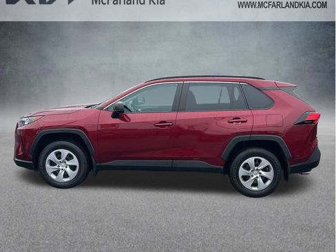 Used 2021 Toyota RAV4 LE image 7