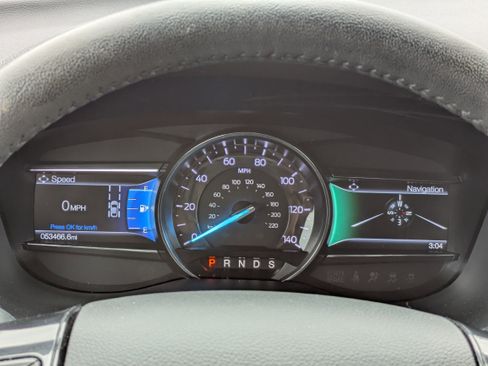 Used 2019 Ford Explorer XLT w/ Equipment Group 202A image 26