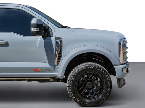 Used 2024 Ford F250 Platinum AWD/4WD image 8