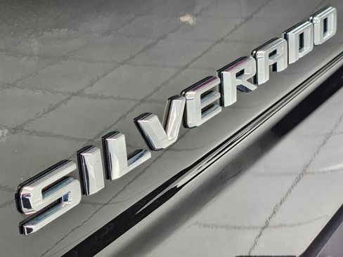 Certified 2021 Chevrolet Silverado 1500 LTZ AWD/4WD image 14