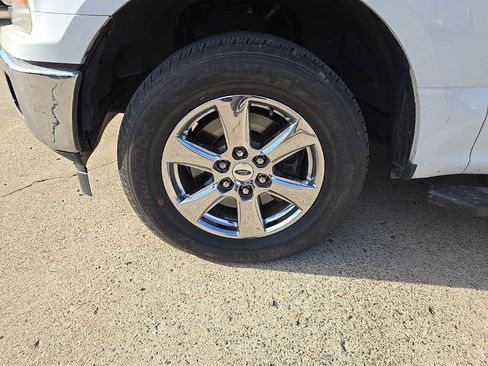 Used 2019 Ford F150 XLT w/ Equipment Group 302A Luxury image 9