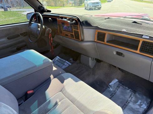 Used 1995 Dodge Ram 1500 Truck 2WD Regular Cab image 23