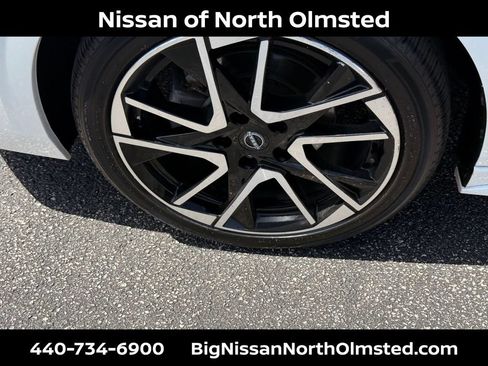Certified 2024 Nissan Sentra SR FWD image 30