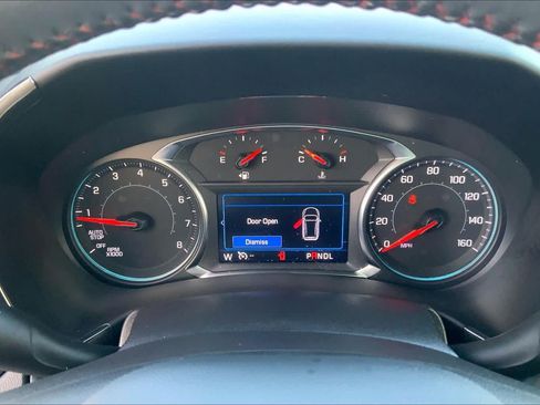 Used 2022 Chevrolet Equinox RS w/ LPO, Floor Liner Package FWD image 24