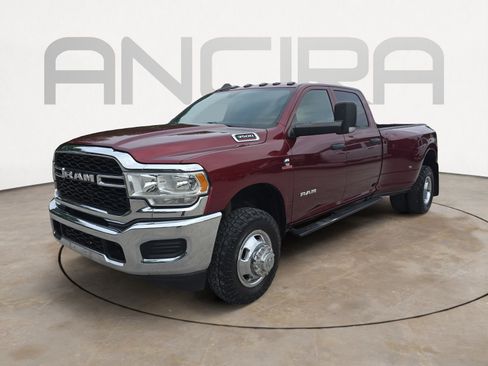 Used 2022 RAM 3500 Tradesman w/ Chrome Appearance Group AWD/4WD image 6