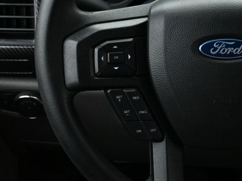 Used 2019 Ford F250 XL w/ STX Appearance Package AWD/4WD image 8