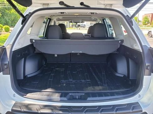 Certified 2023 Subaru Forester Premium AWD/4WD image 5