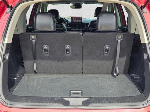 Used 2025 Honda Pilot EX-L image 6