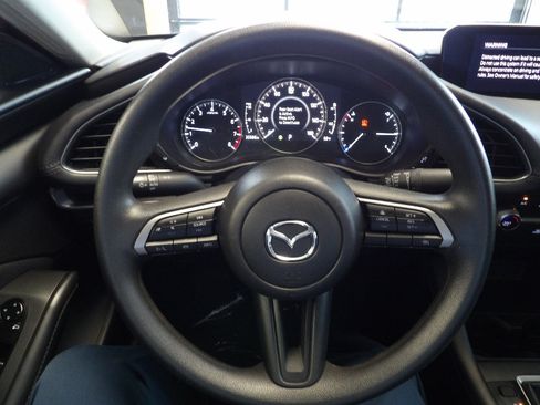 Certified 2024 MAZDA MAZDA3 s FWD image 27