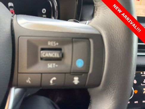 Certified 2024 INFINITI QX60 Luxe image 12