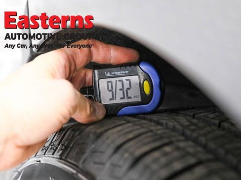 Used 2024 Ford Edge SEL image 26