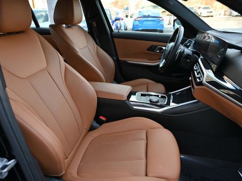 Used 2024 BMW 330i xDrive Sedan w/ Premium Package image 20