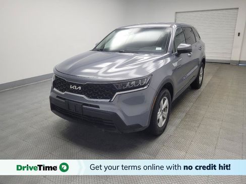 Used 2022 Kia Sorento LX AWD/4WD image 1