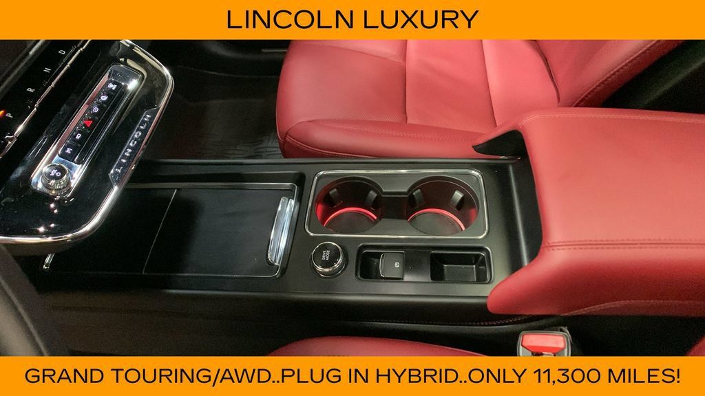 Used 2025 Lincoln Corsair Grand Touring w/ Towing Package AWD/4WD image 41