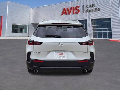 Used 2025 MAZDA CX-50 AWD 2.5 S w/ Premium Package image 9