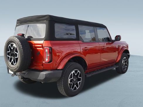 Used 2023 Ford Bronco Outer Banks image 8