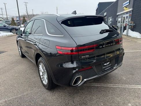 Used 2023 Genesis GV70 2.5T image 8