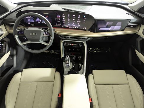 New 2025 Audi Q5 Prestige image 10