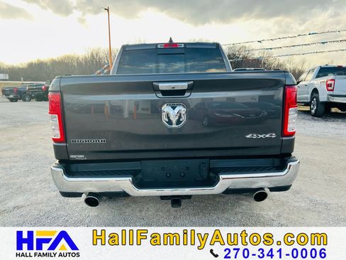 Used 2019 RAM 1500 Big Horn AWD/4WD image 4