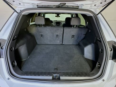 Used 2023 Chevrolet Equinox LT FWD image 23