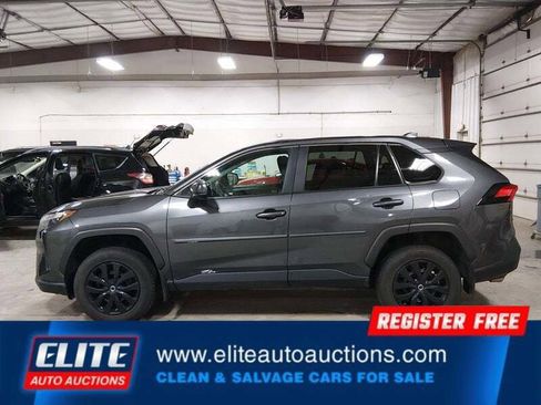 Used 2023 Toyota RAV4 LE AWD/4WD image 27