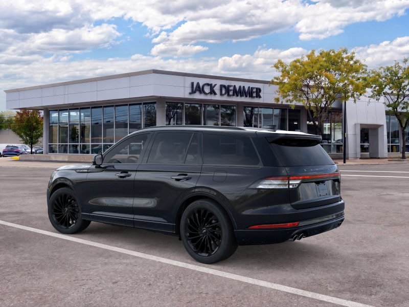 Used 2026 Lincoln Aviator Reserve w/ Jet Appearance Package AWD/4WD image 4
