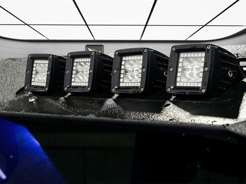 Used 2019 Jeep Wrangler Unlimited Sahara image 11