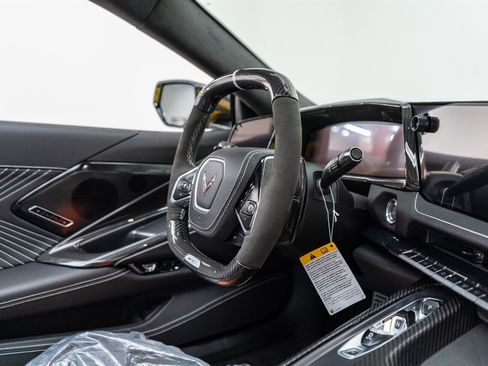 Used 2026 Chevrolet Corvette ZR1 w/ ZR1 Carbon Fiber Aero Package image 77