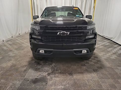 Used 2021 Chevrolet Silverado 1500 RST image 2