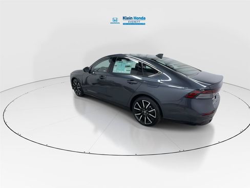 New 2026 Honda Accord Touring image 8