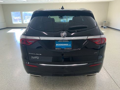 Used 2023 Buick Enclave Essence w/ Experience Buick Package image 7