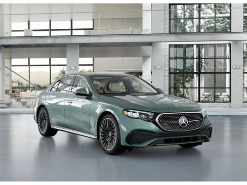 New 2026 Mercedes-Benz E 350 4MATIC Sedan image 10