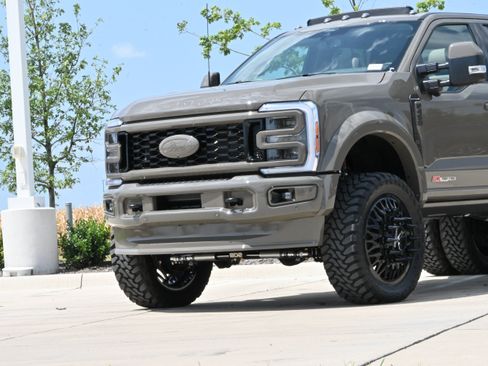 Used 2026 Ford F450 Platinum w/ Platinum Plus Package AWD/4WD image 41