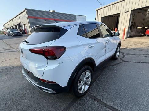 Used 2024 Buick Encore GX Preferred FWD image 4