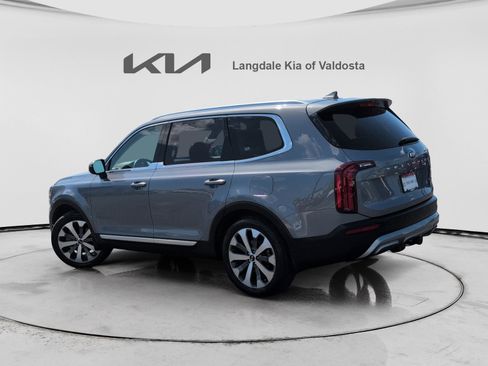 Used 2021 Kia Telluride EX w/ EX Premium Package FWD image 9