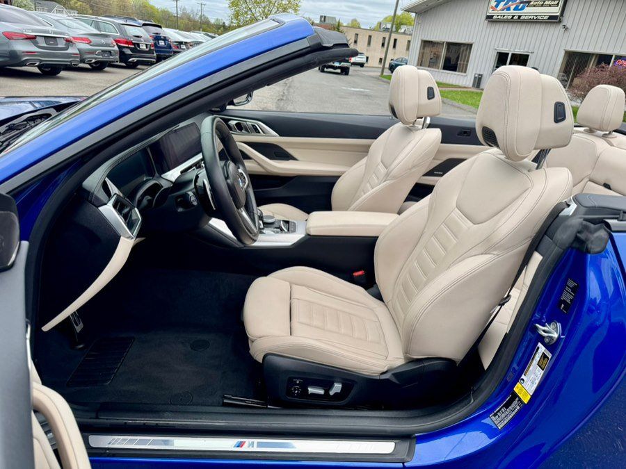 Used 2021 BMW M440i Convertible w/ Premium Package RWD image 23