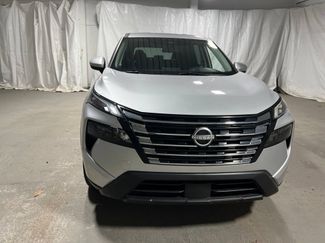 Used 2025 Nissan Rogue SV FWD video 2
