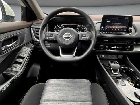 Used 2023 Nissan Rogue SV AWD/4WD image 8
