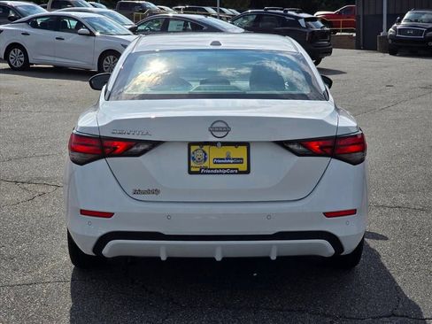 Used 2025 Nissan Sentra SV FWD image 25