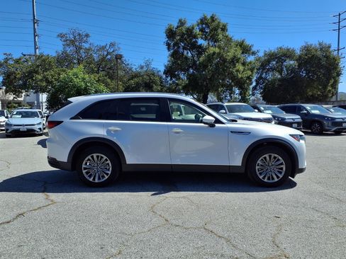 Certified 2025 MAZDA CX-90 3.3 Turbo w/ Preferred Package image 4