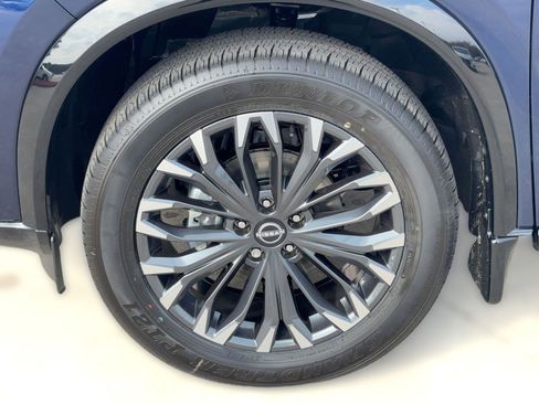 New 2026 Nissan Rogue Platinum w/ Platinum Premium Package image 12