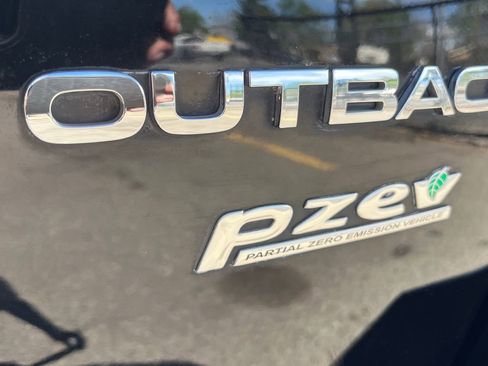 Used 2014 Subaru Outback 2.5i Premium AWD/4WD image 26