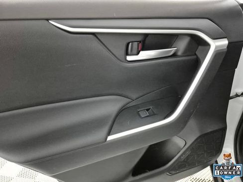 Certified 2024 Toyota RAV4 XLE AWD/4WD image 25