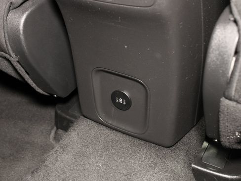 Used 2024 Ford Escape Active FWD image 16