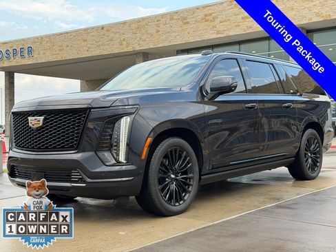 Used 2025 Cadillac Escalade ESV Sport Platinum w/ LPO, Floor Liner Package image 9