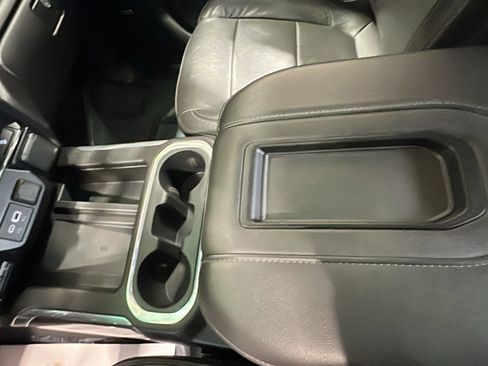 Used 2020 Chevrolet Silverado 1500 LTZ w/ LTZ Premium Package image 12