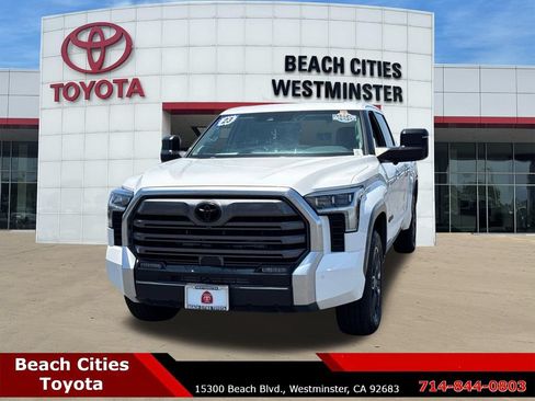 Used 2023 Toyota Tundra Limited AWD/4WD image 5