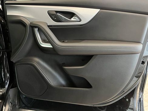 Used 2023 Chevrolet Blazer LT image 31